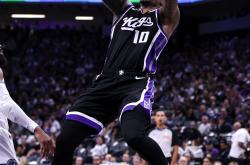 星空app-德罗巴连续七场比赛得分超过大比分获胜，TL不断突破！全场沸腾不已-星空app