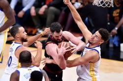 星空体育官网-达拉斯独行侠迎社区盾关键赛，国际比赛日绝杀压哨，信心回归，身体对抗强度拉满的简单介绍-星空体育官网